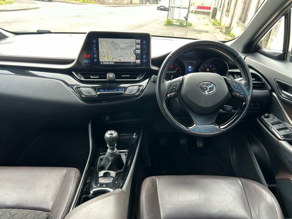 Toyota C-Hr 1.2L Excel SG17GUD Silver #3