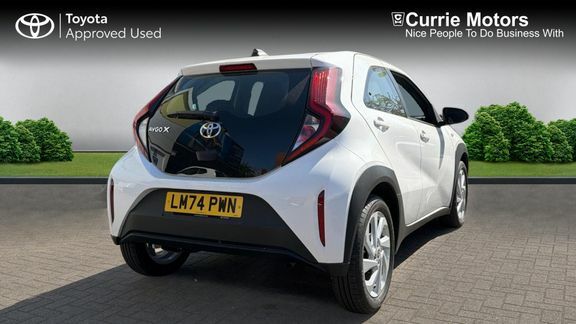 Toyota Aygo X Pure Manual LM74PWN White #2