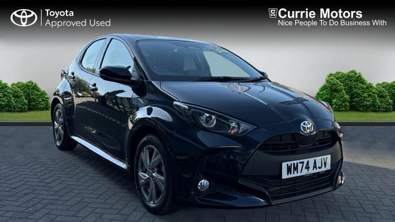 Toyota Yaris Icon Black