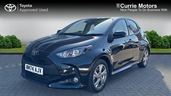 Toyota Yaris Icon Black #3