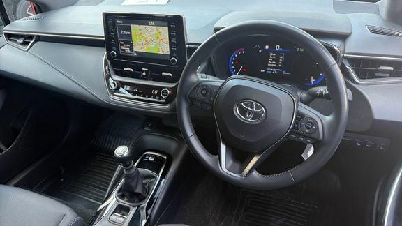 Toyota Corolla Design 1.2M Hb Trk #6