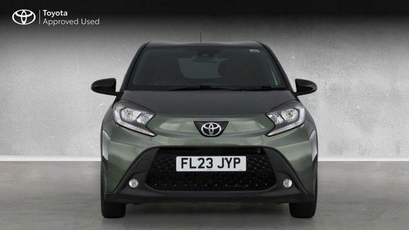 Toyota Aygo X Edge Manual FL23JYP Green #2
