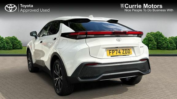 Toyota C-Hr Design 2.0 Phev White #4