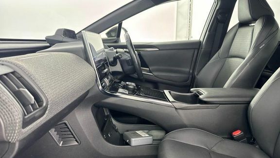 Toyota bZ4X Vision Awd AO72GKX Silver #5