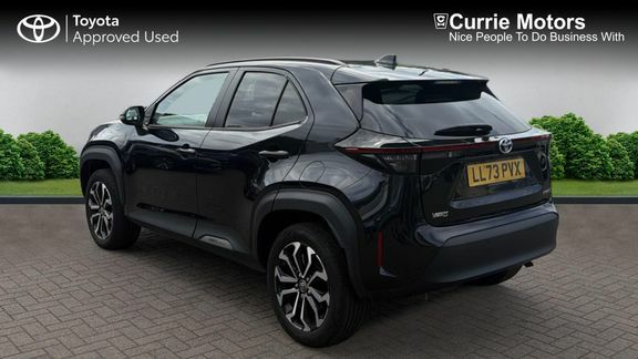 Toyota Yaris Cross 1.5 Vvt-h Design E-cvt Euro 6 Ss LL73PVX Black #4