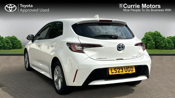 Toyota Corolla Icon Tech 1.8 Hybrid Hb Sw LS23UGO White #4
