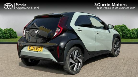 Toyota Aygo X Edge Parking Pack WL24ETJ #2