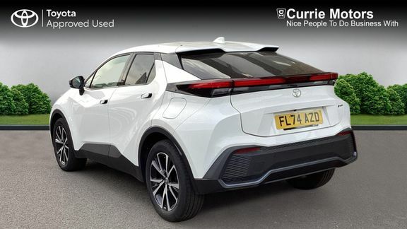 Toyota C-Hr Design 2.0 Phev FL74AZD White #4