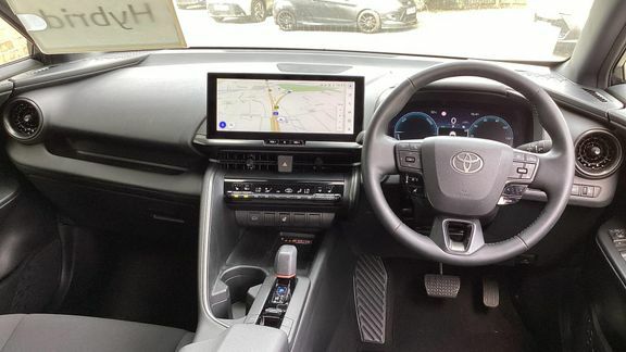 Toyota C-Hr Design 2.0 Phev FL74AZD White #6