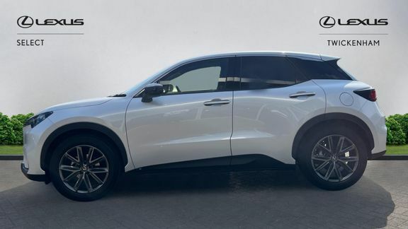 Lexus LBX Premium Plus Black Interior LR75XBL White #3