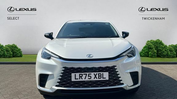 Lexus LBX Premium Plus Black Interior LR75XBL White #4