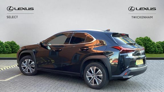 Lexus UX 300E Premium Black #2