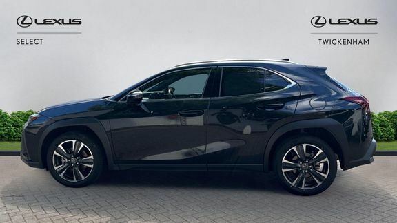 Lexus UX Premium Plus Black #3