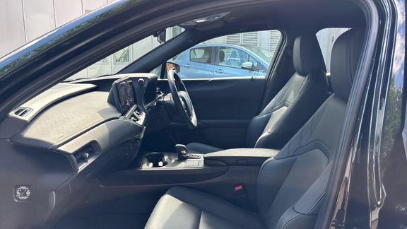 Lexus UX Premium Plus Black #6