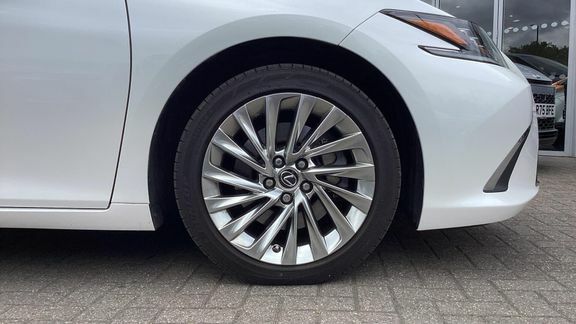 Lexus ES 300H 2.5 Cvt Premium Pack Grey #22