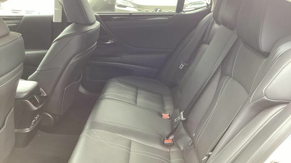 Lexus ES 300H 2.5 Cvt Premium Pack Grey #18
