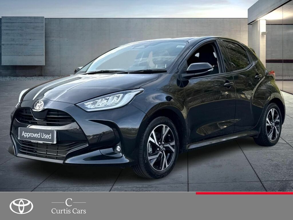 Toyota Yaris 1.5 Vvt-h Design E-cvt Euro 6 Ss Black