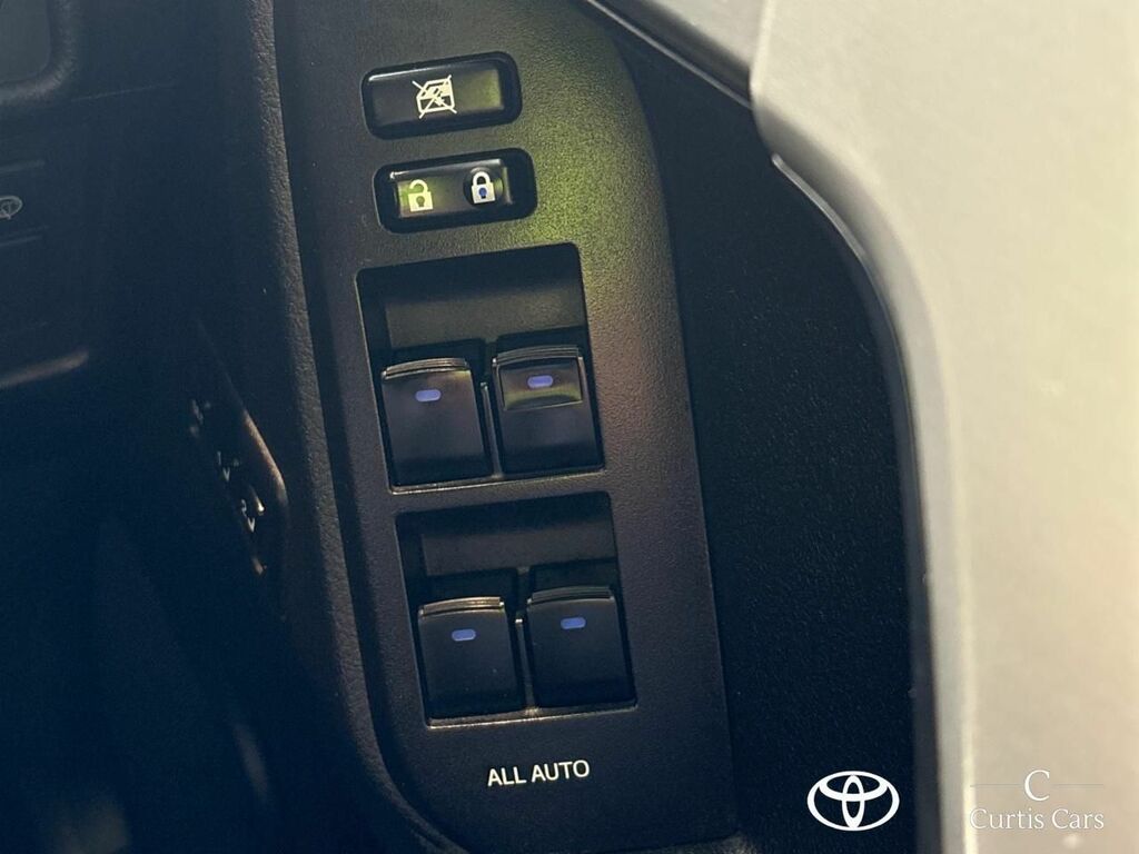 Toyota Land Cruiser Active 2.8D4d 5Seat Black #24