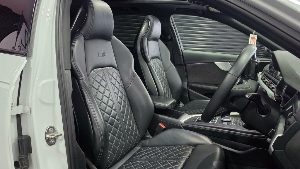 Audi S4 3.0 Tfsi V6 Tiptronic Quattro Euro 6 Ss KJ17HPX White #4