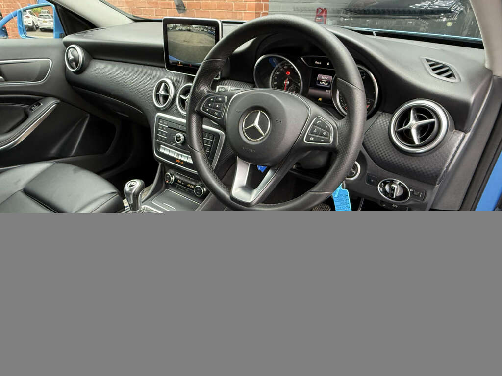 Mercedes-Benz A Class 2.1 A 200 D Sport LL16KXD Blue