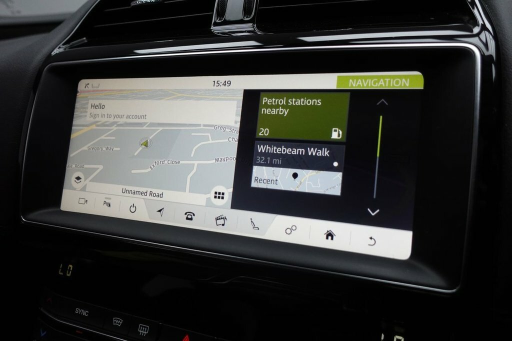 Jaguar XE 2L Portfolio YD19CRF Red #2