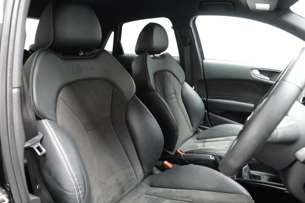 Audi A1 1.4L Black Edition KR18RBF Black #3