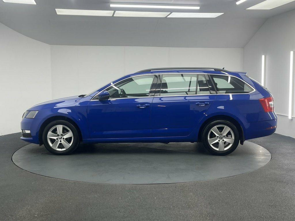 Skoda Octavia 1.6L Se Technology Blue #6