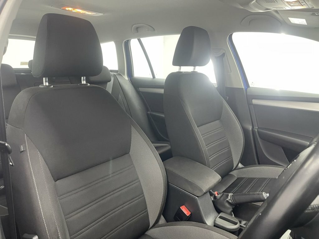 Skoda Octavia 1.6L Se Technology Blue #2