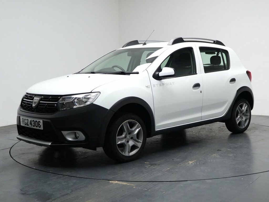 Dacia Sandero Stepway 1L Essential White #5