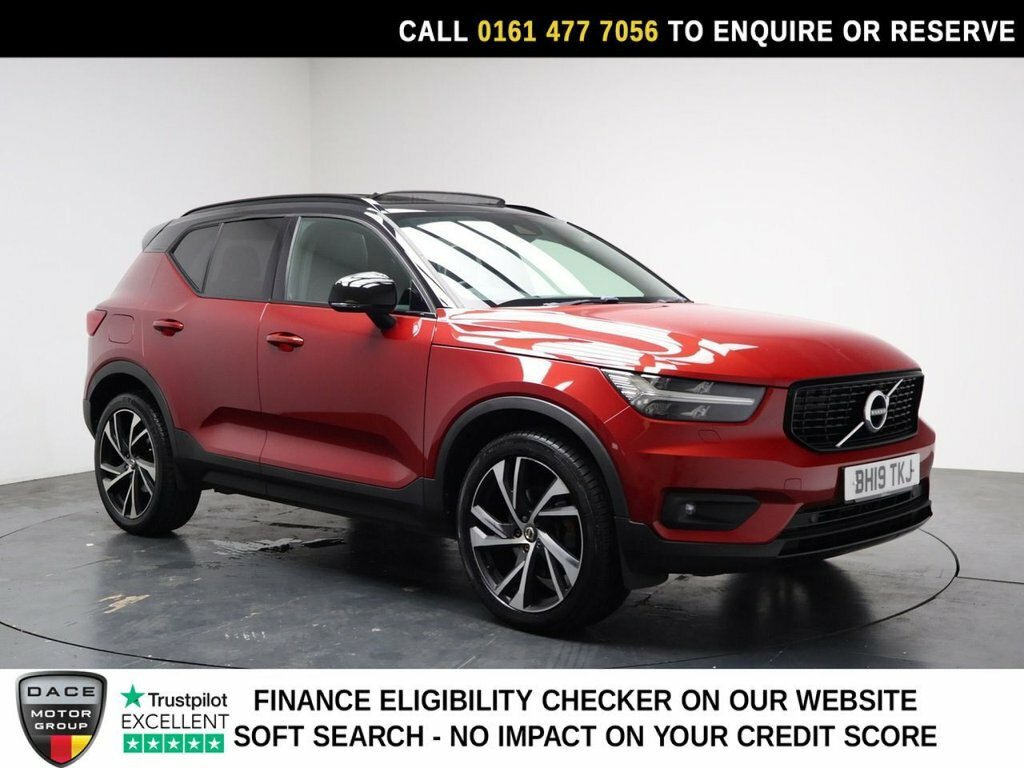 Volvo XC40 2L R-design Pro Red