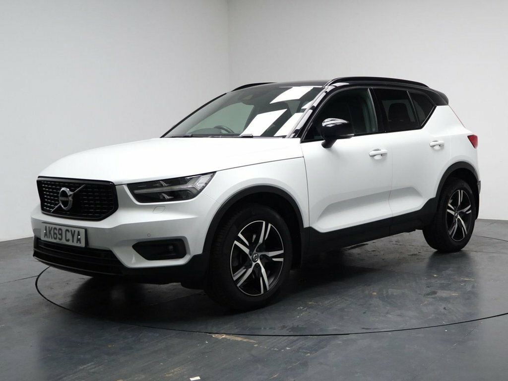 Volvo XC40 2L R-design AK69CYA White #5