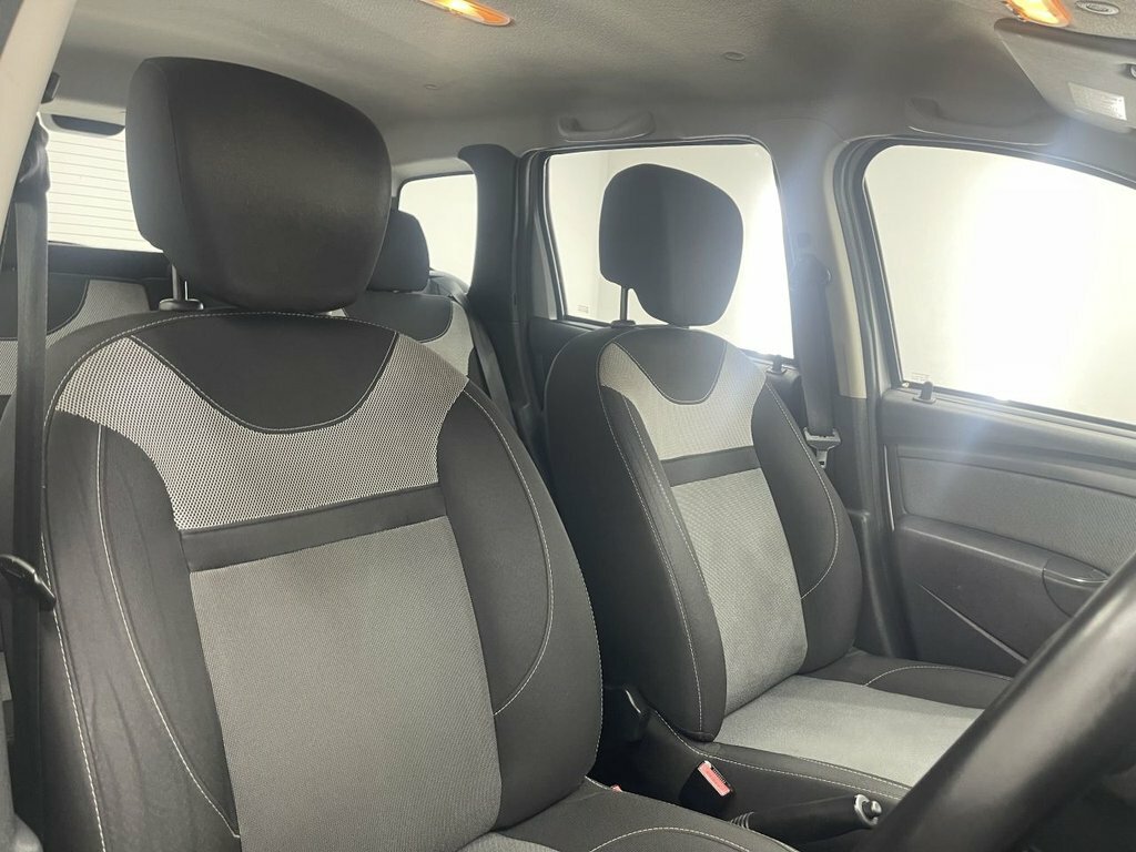 Dacia Duster 1.2L Nav Silver #2