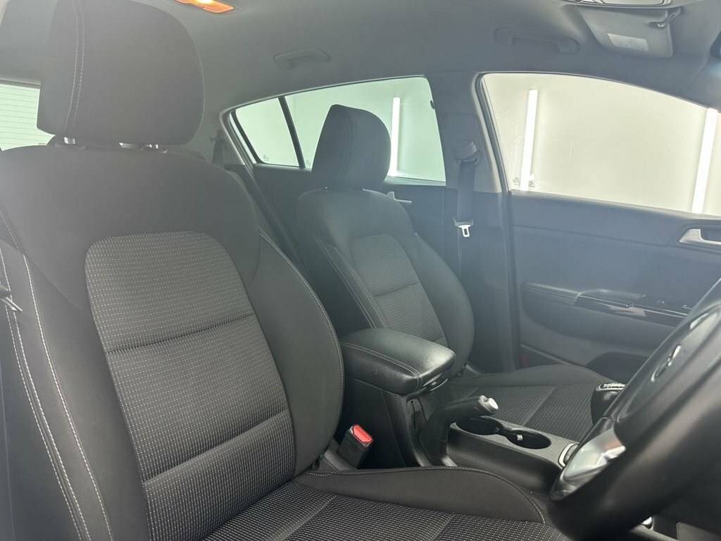 Kia Sportage 1.6L 2 YB19ABH White #2