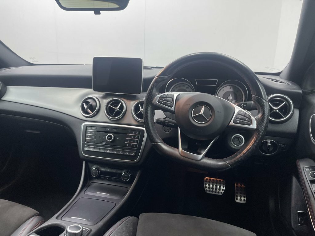 Mercedes-Benz GLA Class 2.1L Amg Line HF16EFT Black #3