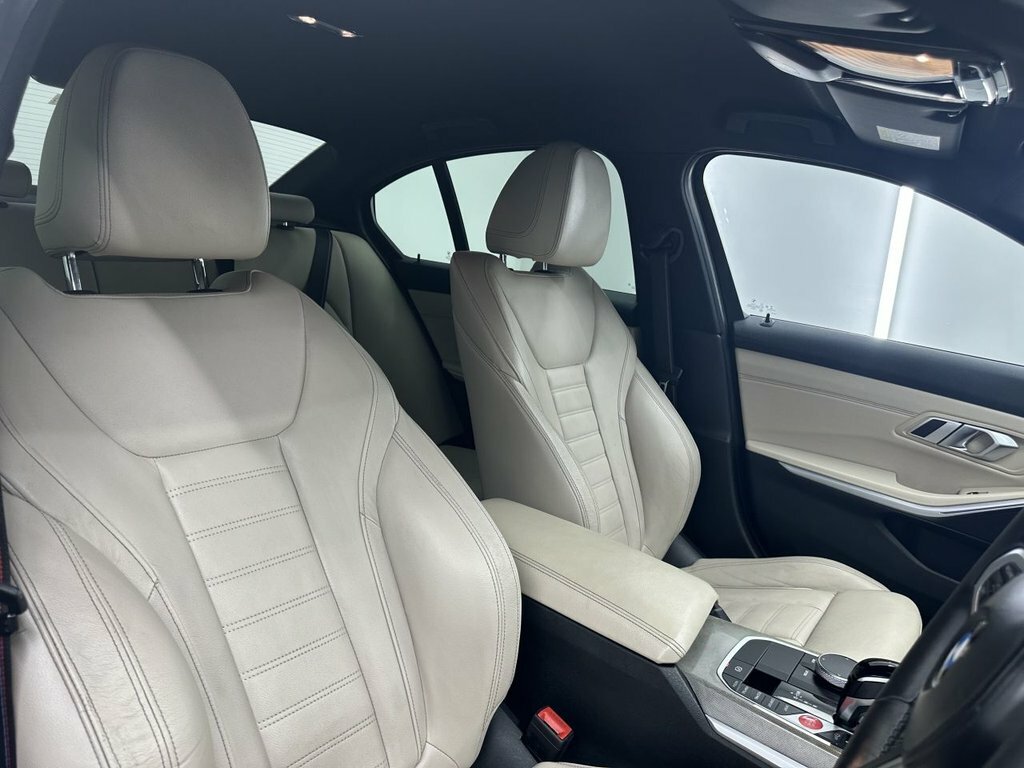 BMW 3 Series 2L M Sport Plus Edition YA69LRY Blue #2