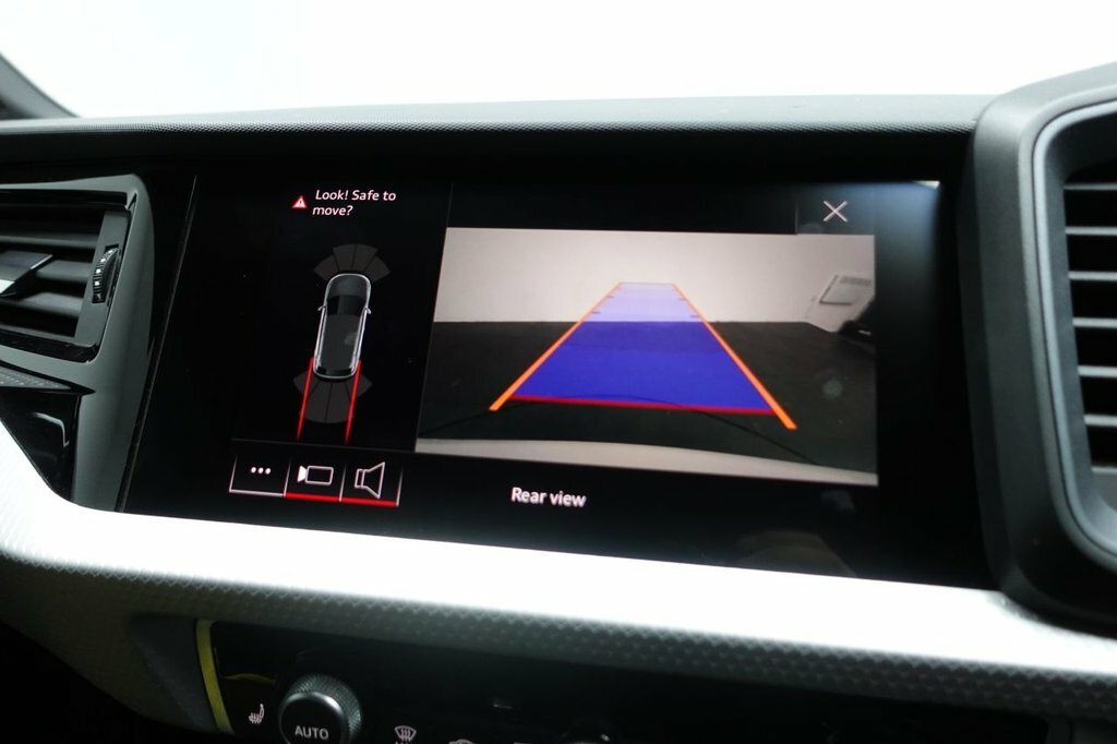 Audi A1 1L Black Edition GX22XAC White #2