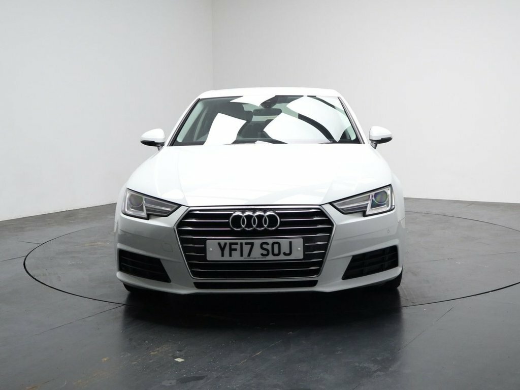 Audi A4 2L Se YF17SOJ White #4