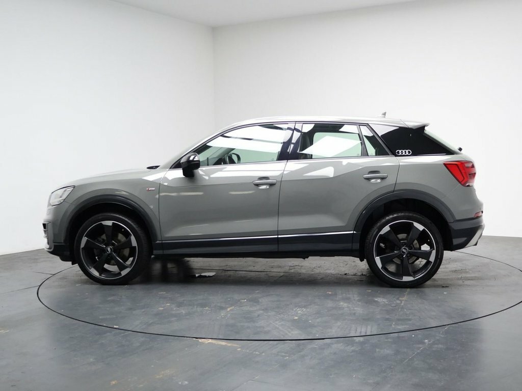 Audi Q2 2L Edition 1 DG17FOJ Grey #6