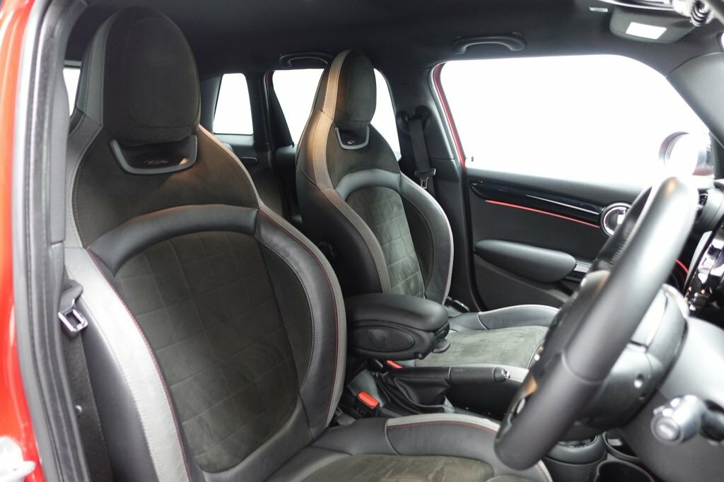 Mini Hatch 2L Cooper S Sport SP21LRN Red #3
