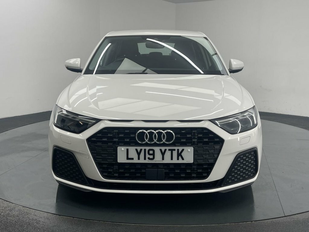 Audi A1 1L Se LY19YTK White #4