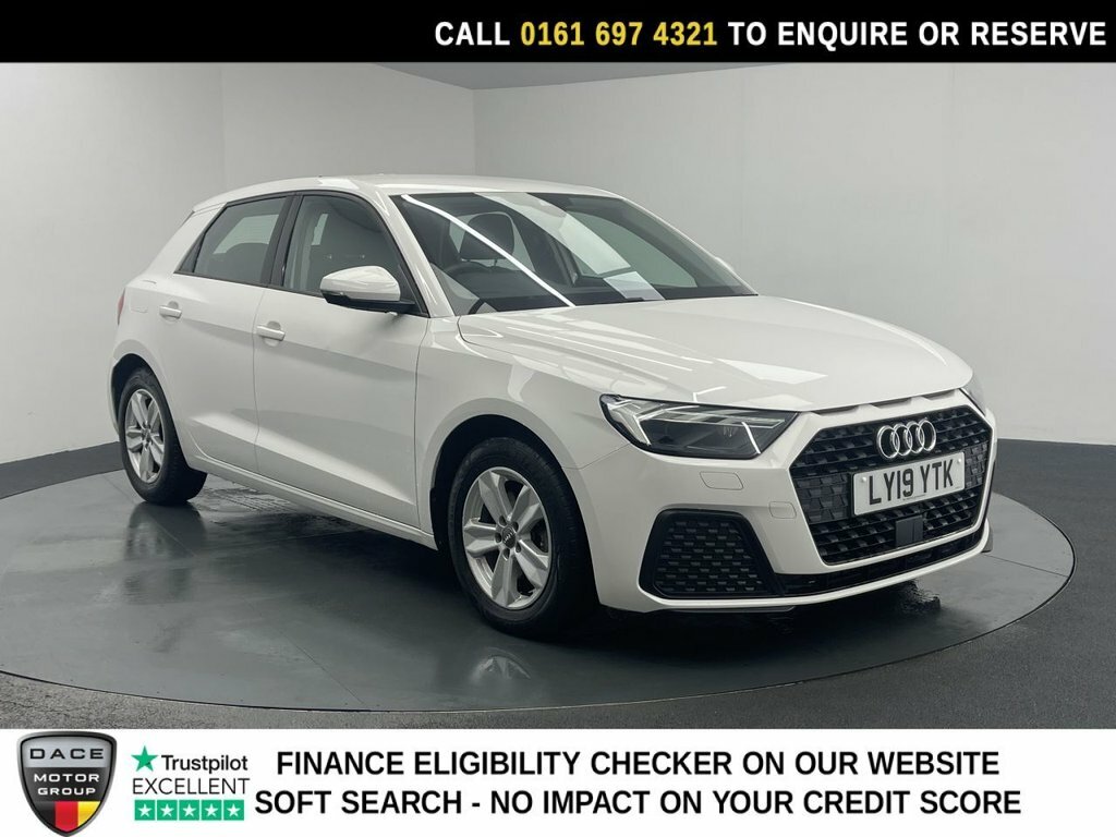 Audi A1 1L Se White