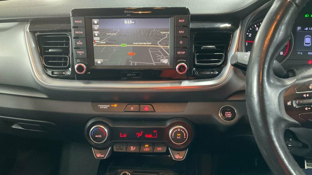 Kia Stonic 1L 4 LT69GJO White #3