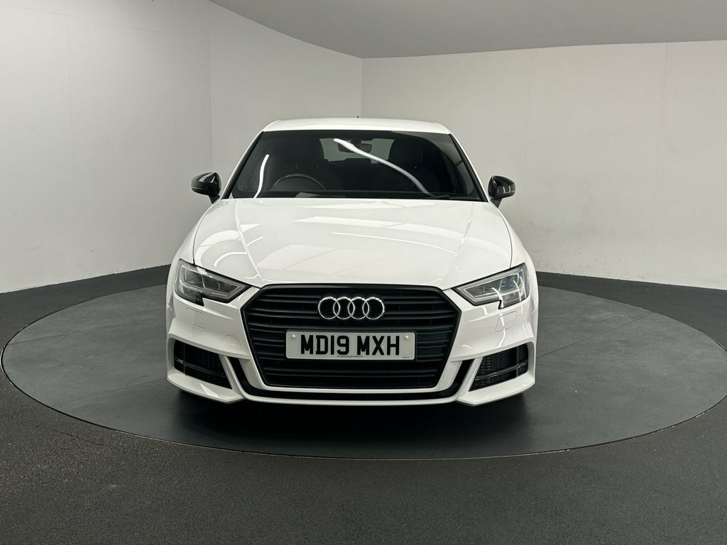 Audi A3 1.6L Black Edition MD19MXH White #4