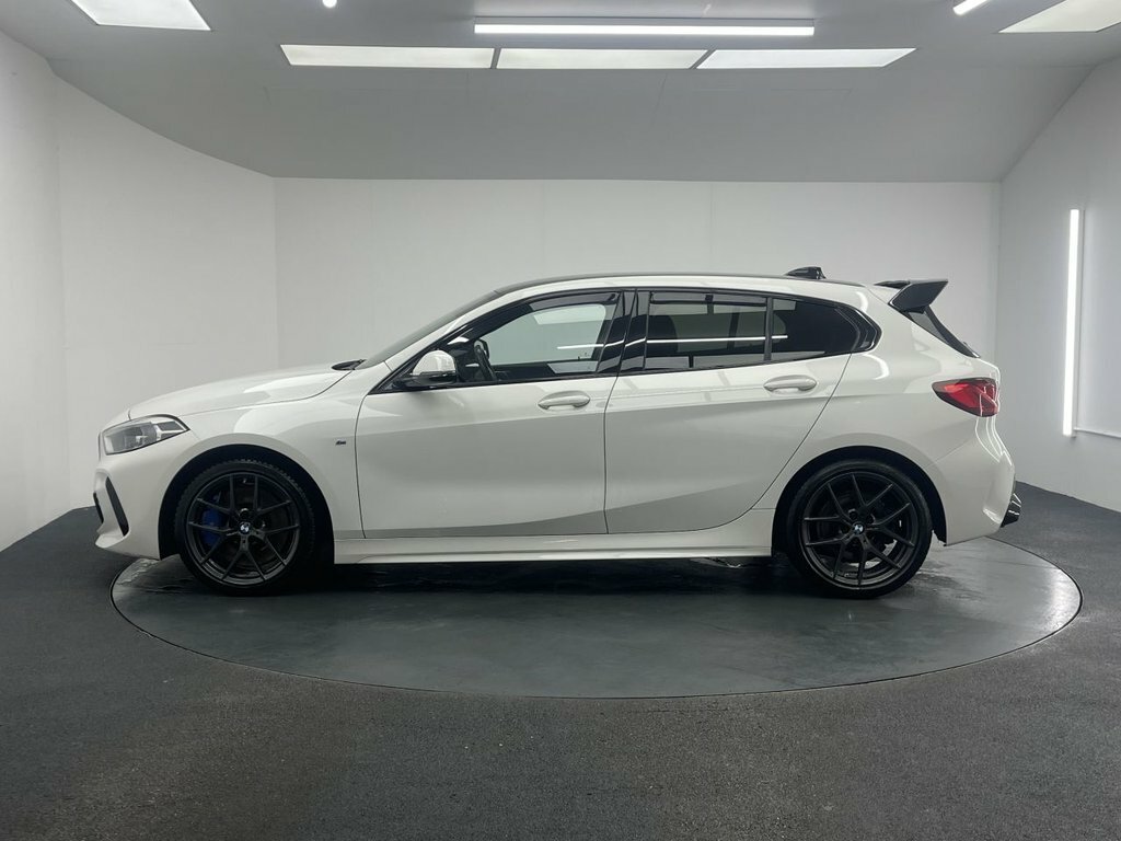 BMW 1 Series 2L M Sport RE21PCZ White #6