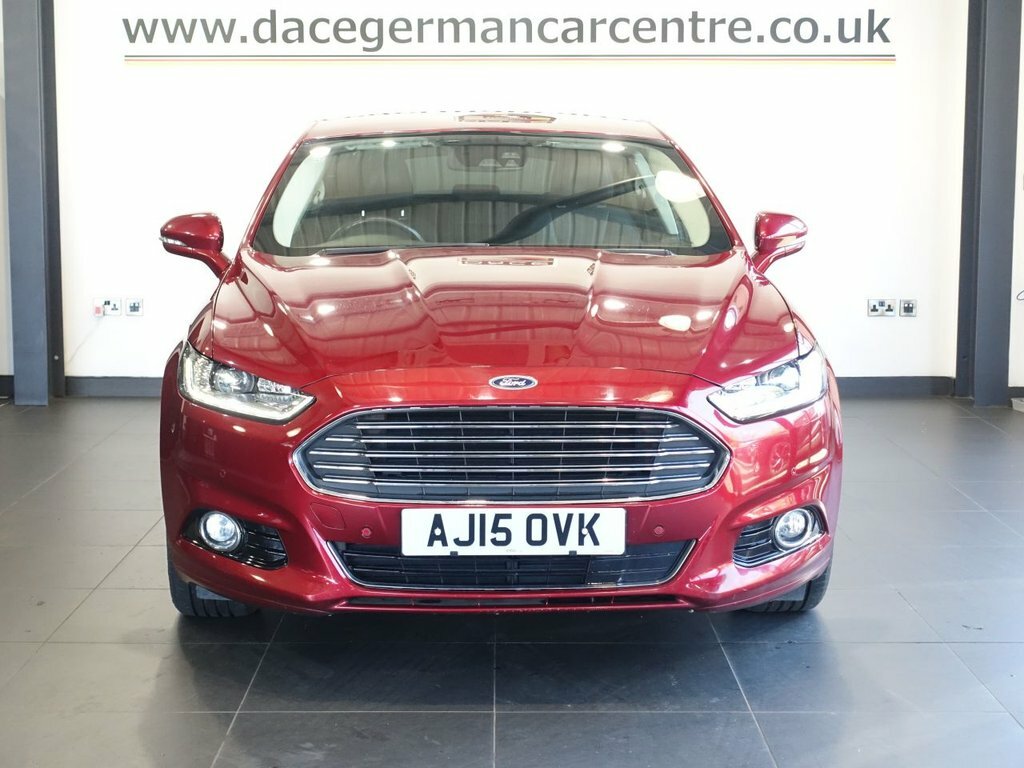 Ford Mondeo 2L Titanium AJ15OVK Red #4