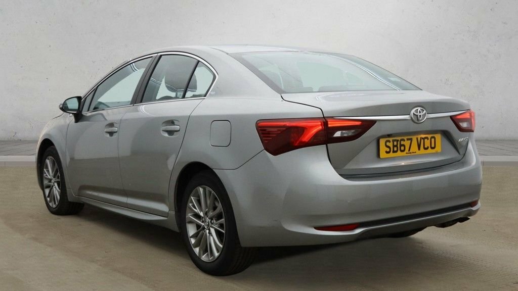 Toyota Avensis 1.8L Business Edition Grey #3
