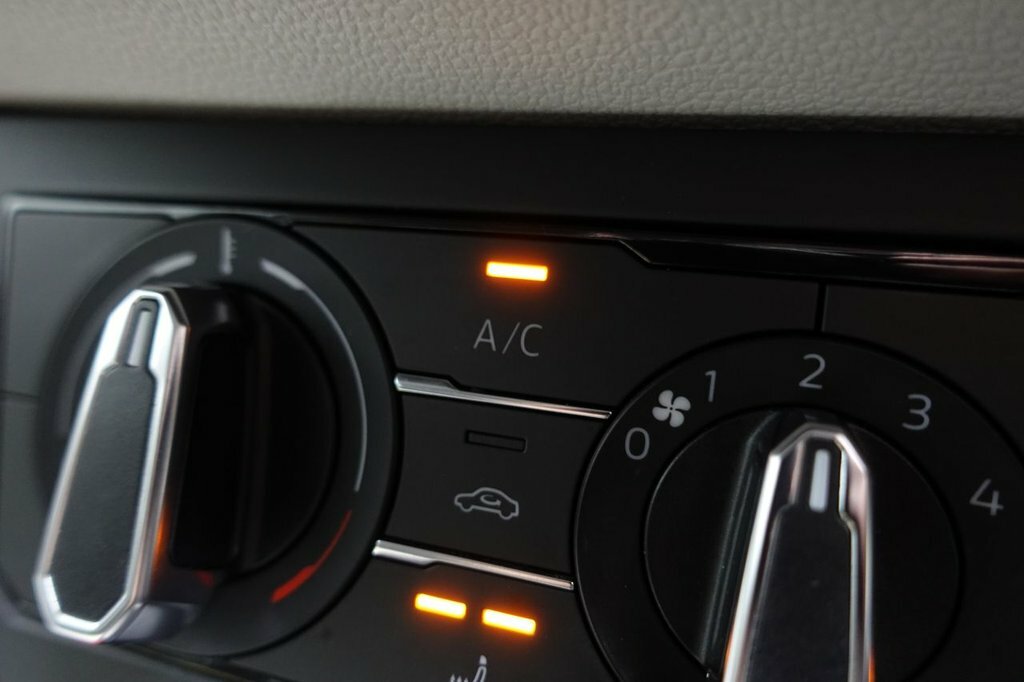 Volkswagen Polo 1L Beats BC18KFO Black #6