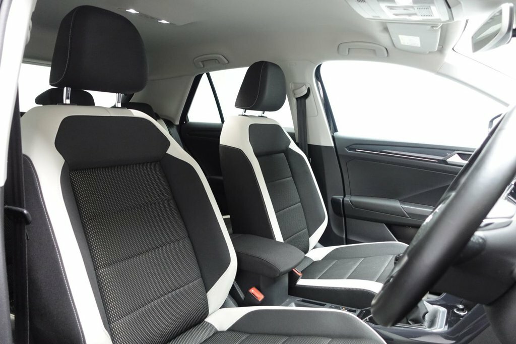 Volkswagen T-Roc 1.5L Sel YX19TYW Black #3