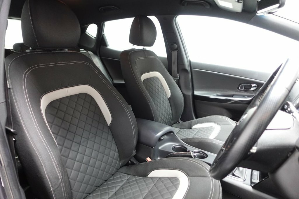 Kia Ceed 1L Gt-line Silver #3