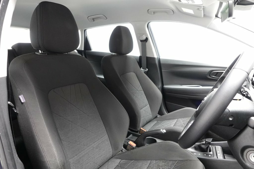 Hyundai Bayon 1L Se Connect HV22UYT Grey #3